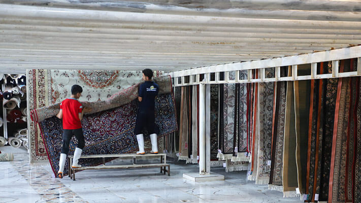 شستشوی انواع فرش دستبافت در قالیشویی قزوین